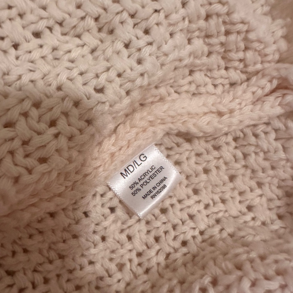 AUTHENTIC Red Taylor’s Version Cardigan limited edition collectors item - Picture 11 of 11